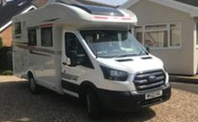 Roller Team motorhome for 4 people in Long Eaton