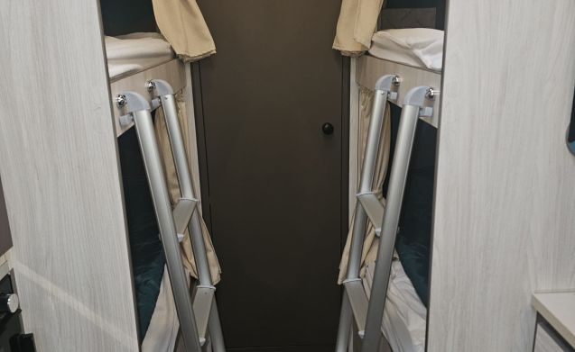 Rimor motorhome for 6 people in Greater Manchester