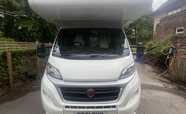 Roller Team motorhome for 6 people in South Yorkshire