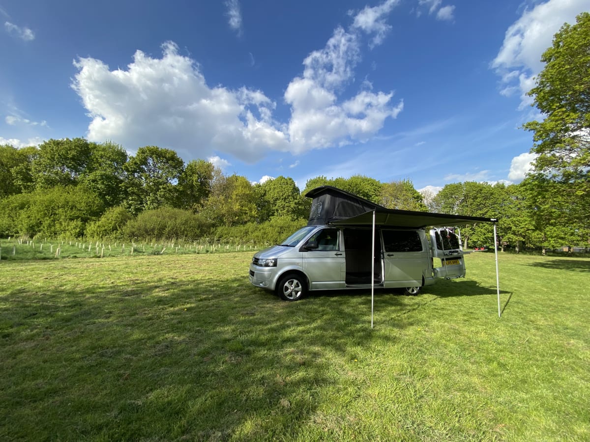 BANNER – Berth Volkswagen Campervan From 2019 From £97