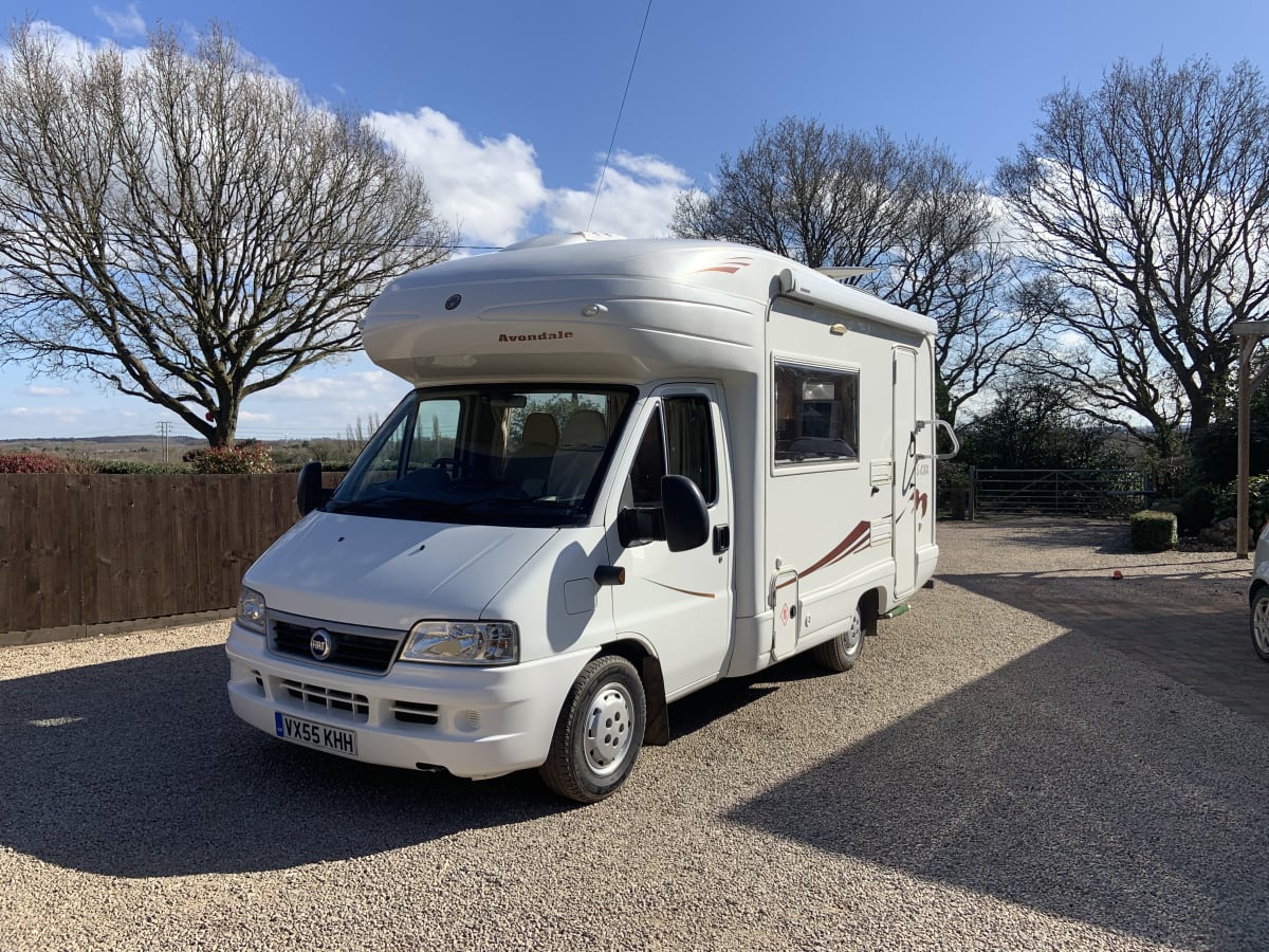 Lexy – Fiat Ducato à partir de 109,00 £ par jour Goboony