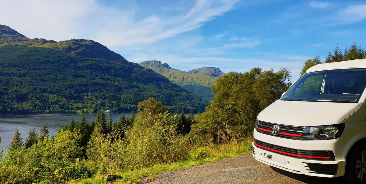 Wallace – VW T6 Camper mit 4 Schlafplätzen in Derbyshire ab 109 £ p. T. –  Goboony