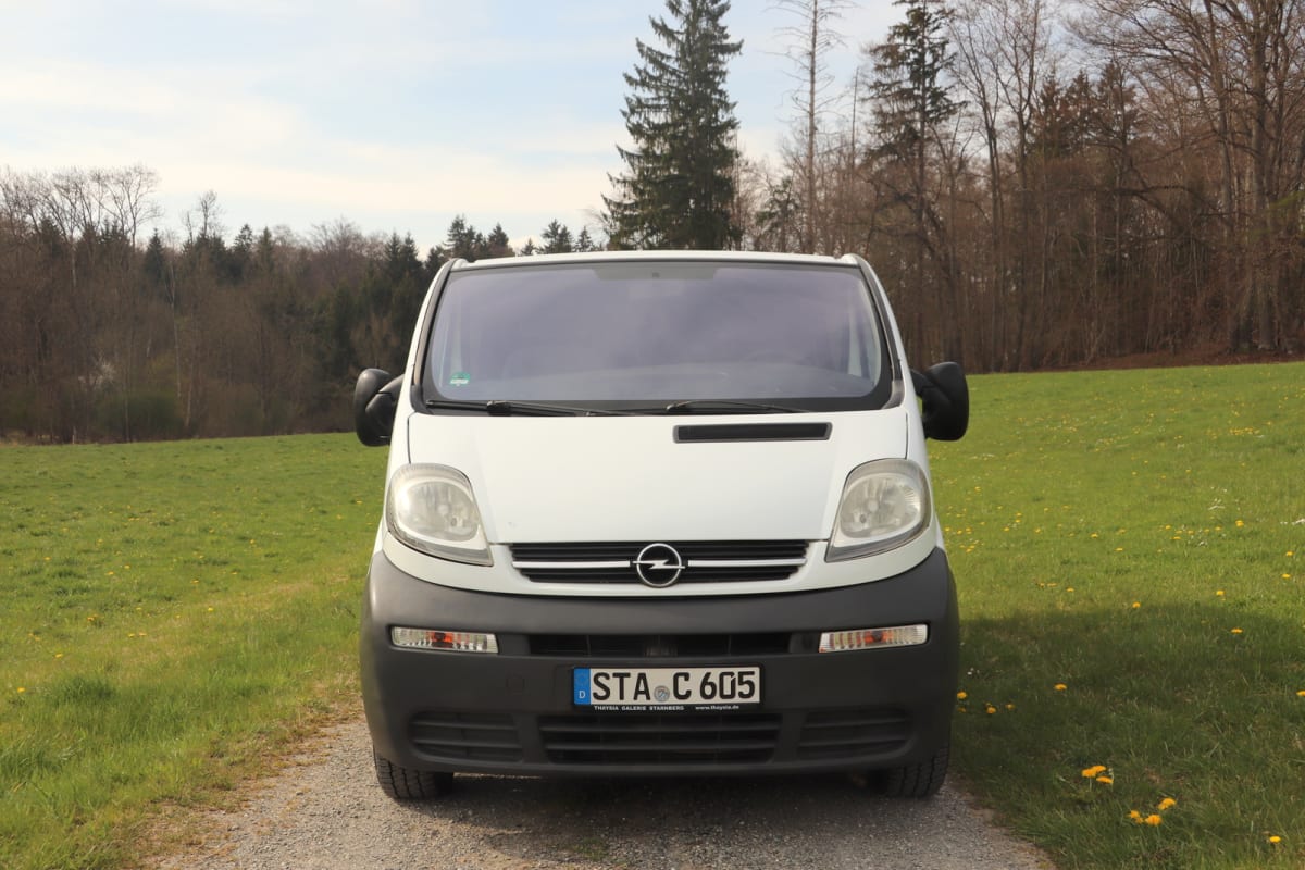 VivaSta – Opel Vivaro for two - with auxiliary heating and full equipment  from €79 p.d. - Goboony