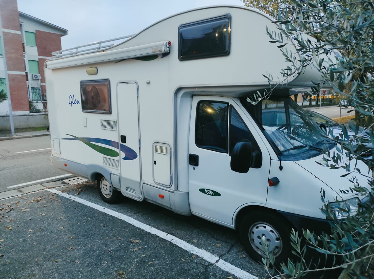 Lage Alkoven-Wohnmobil  Échenoz-la-Méline - Fiat Ducato Mc Louis