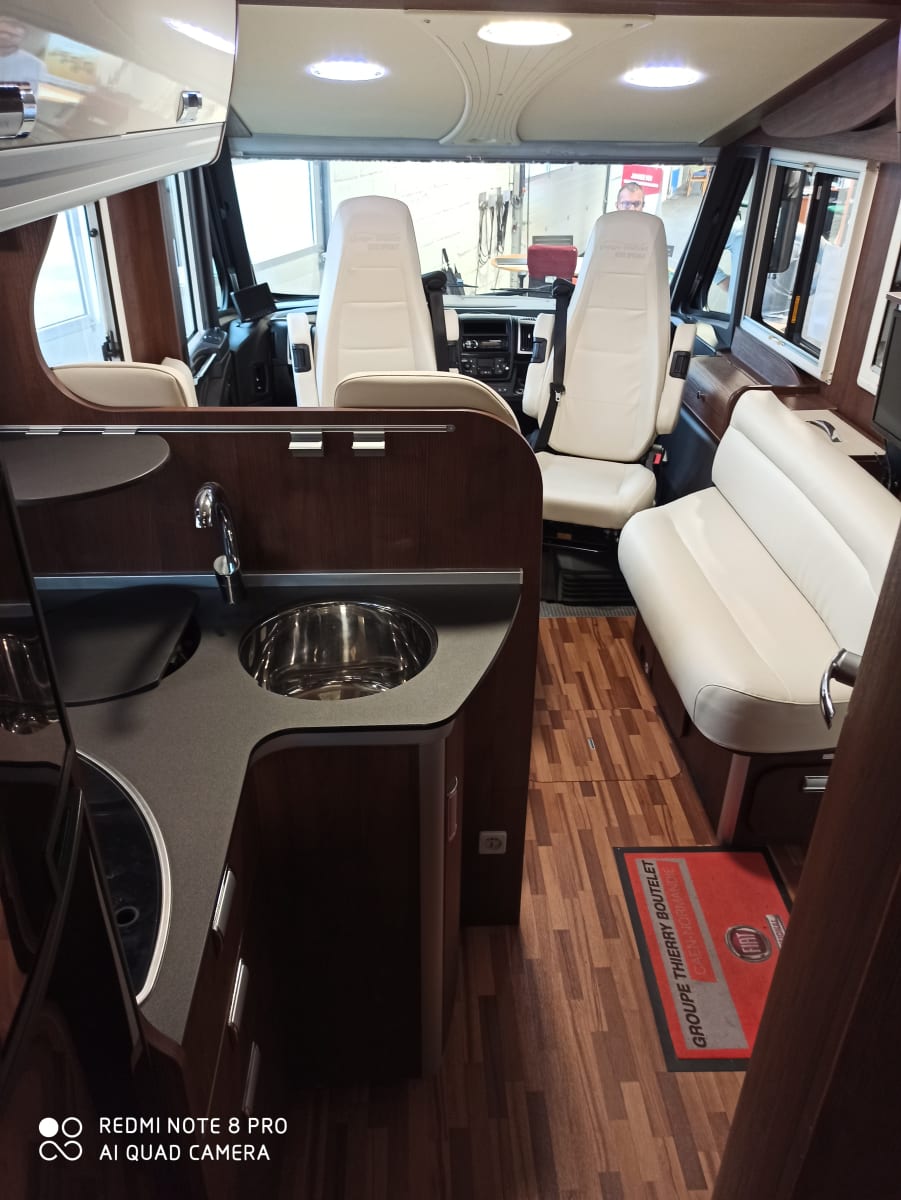 Rent motorhome from €103.00 p.d. Goboony