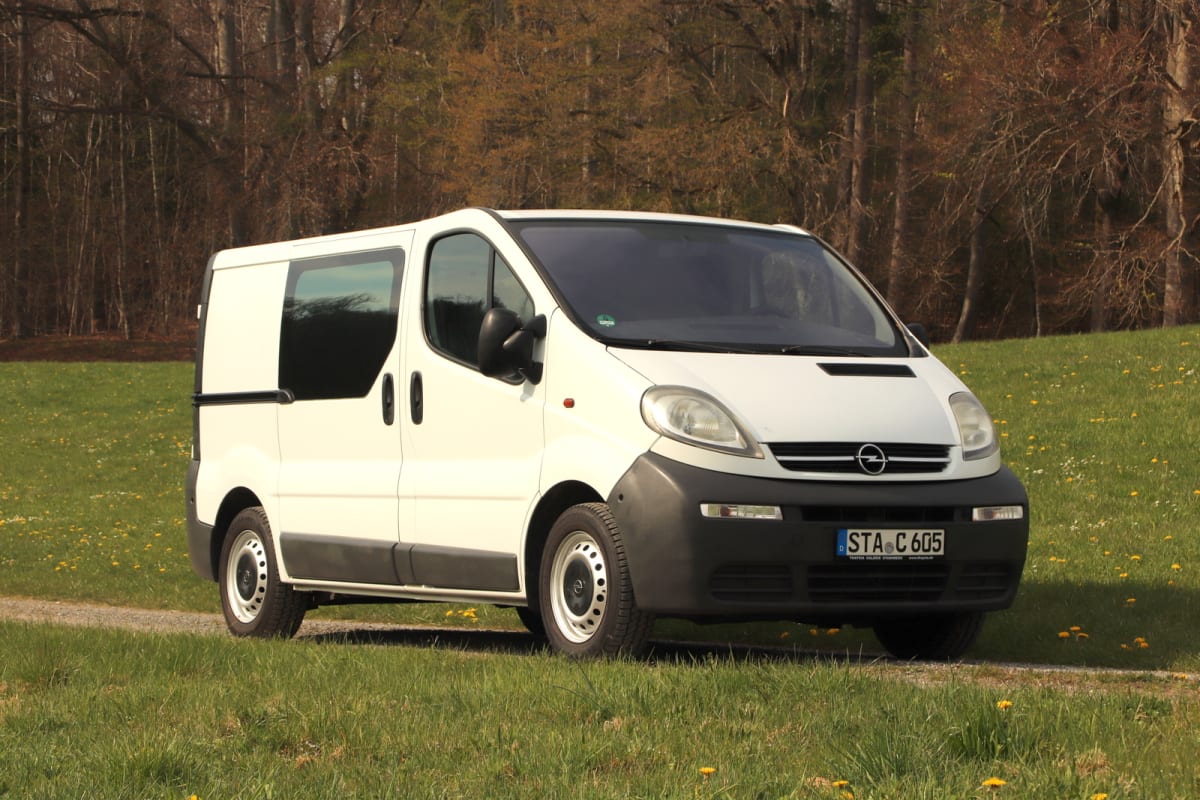 VivaSta – Opel Vivaro for two - with auxiliary heating and full equipment  from €79 p.d. - Goboony