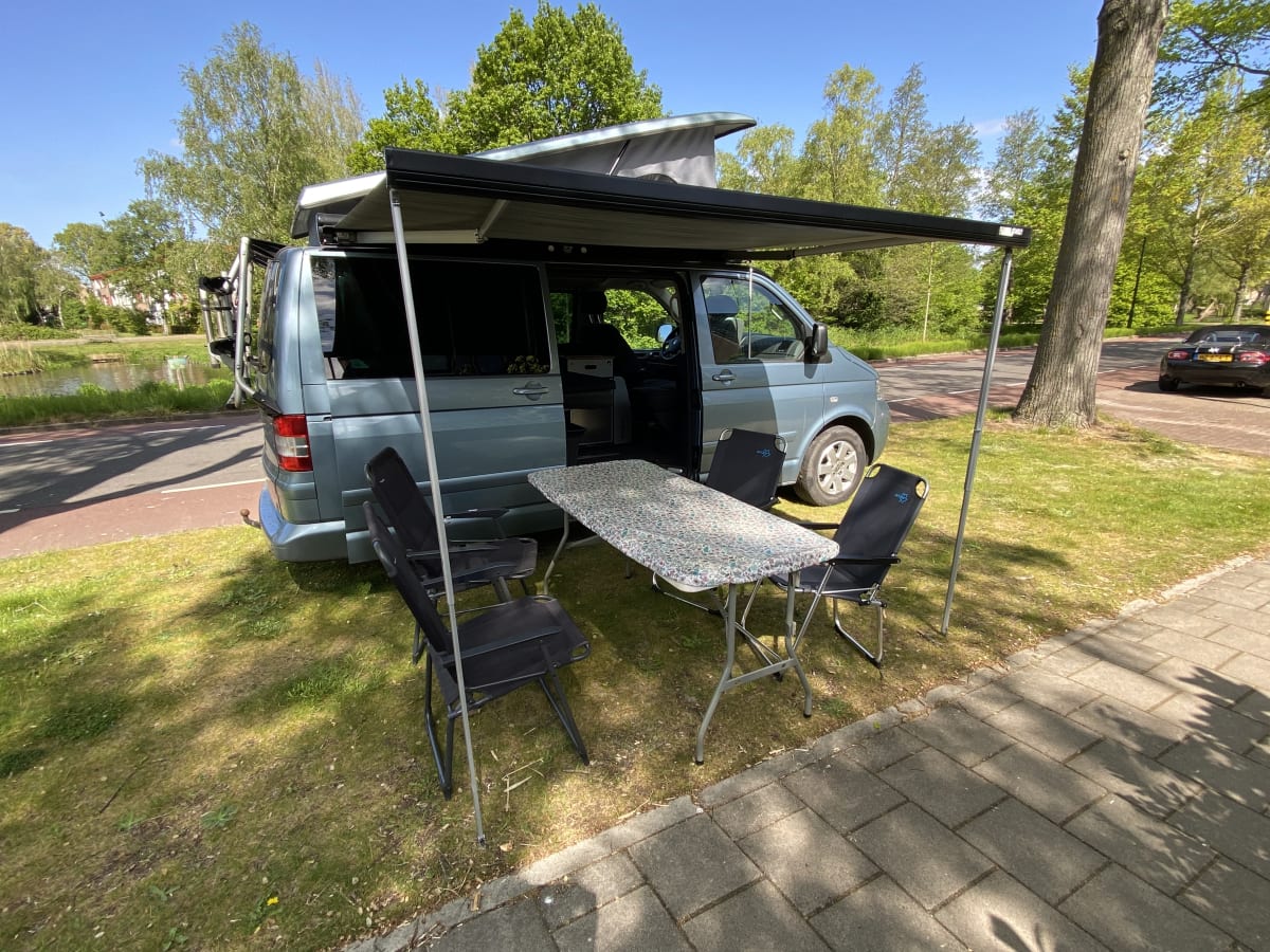 VW T5 campervan 4 berth/6 seats from £99 p.d. - Goboony