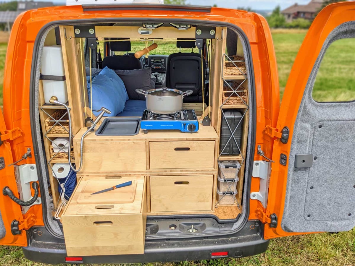 Elektro-Camper LIGHTstern Sirius Orange ab 96 € p. T. – Goboony