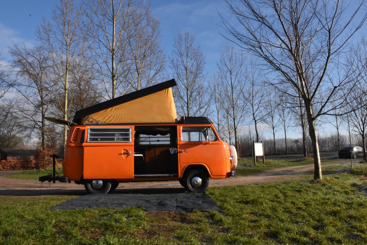 vw hippie van