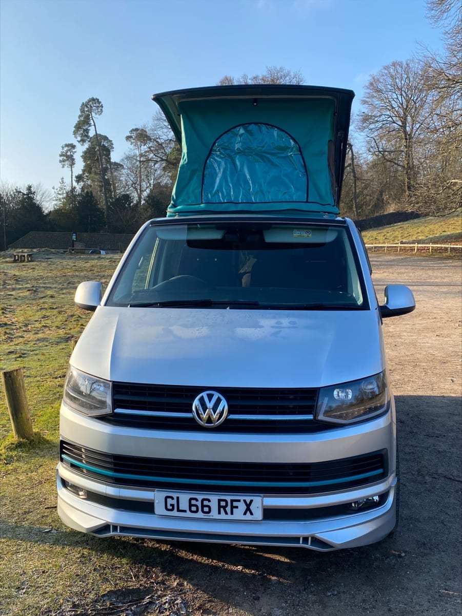 Indy – Indy - Camper per famiglie VW T6 - Aria condizionata ...