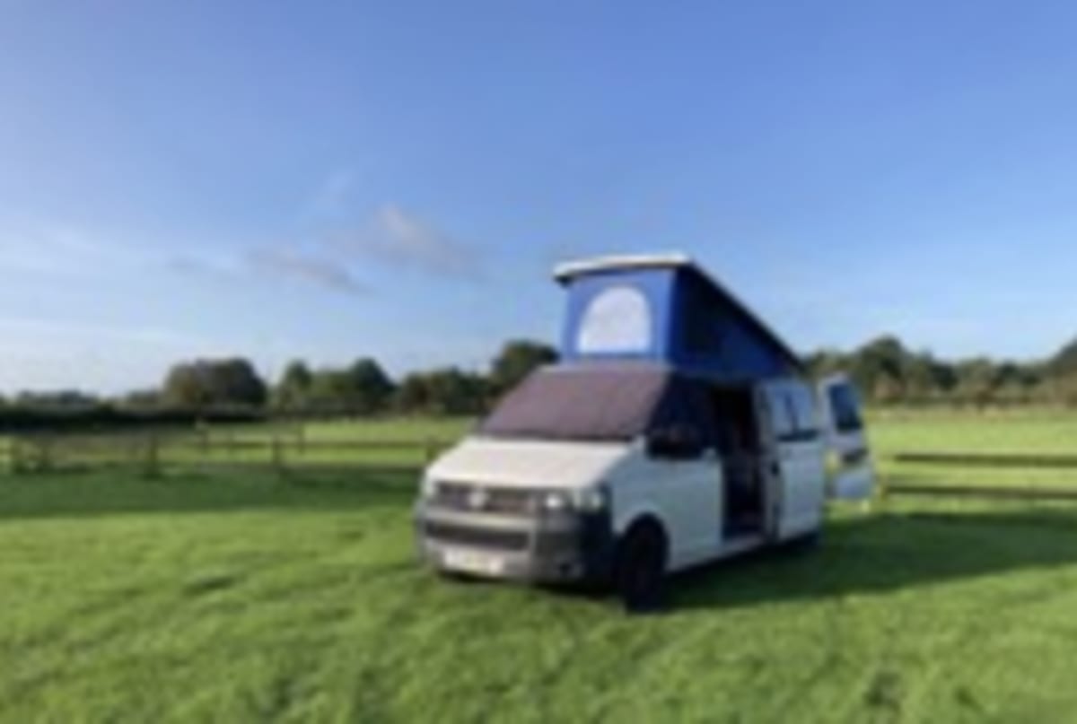 VW T5 campervan 4 berth/6 seats from £99.00 p.d. - Goboony