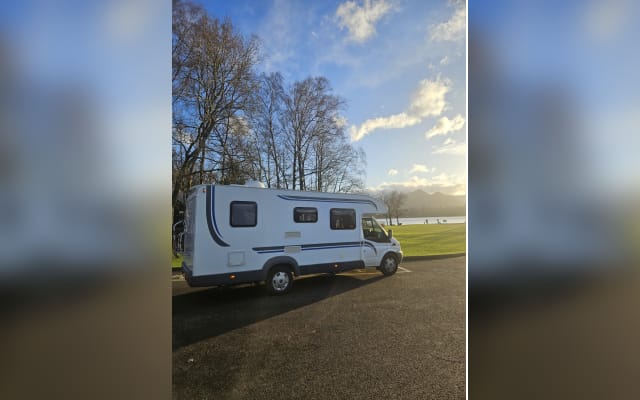 Rental - Low profile motorhome - null - #90986