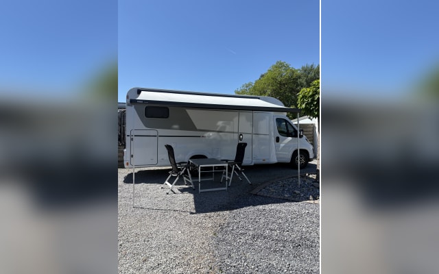 Location - Camping-car Profilé - null - #95271