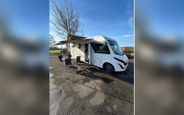 Vermietung - Vollintegriertes Wohnmobil - null - #93397