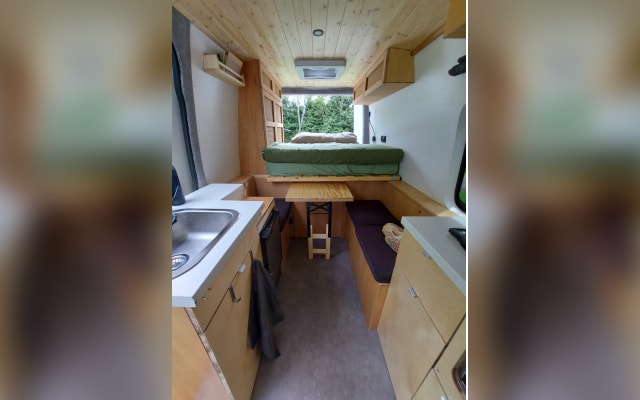 Location - Van - null - #72708