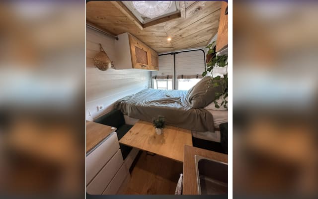 Alquiler - Camper gran volumen - null - #92186