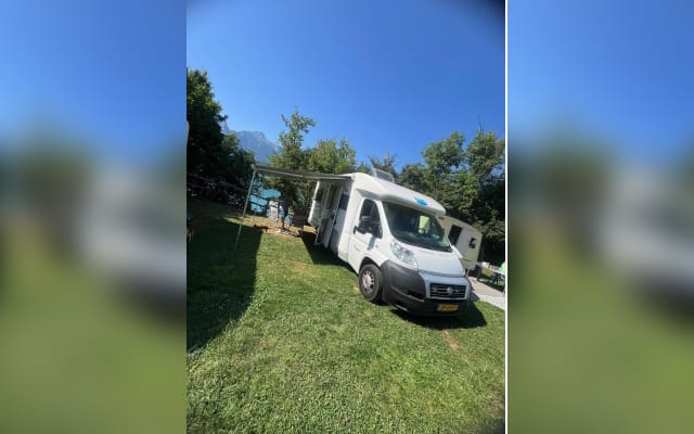 Boeking - Half-integraal camper - null - #92280