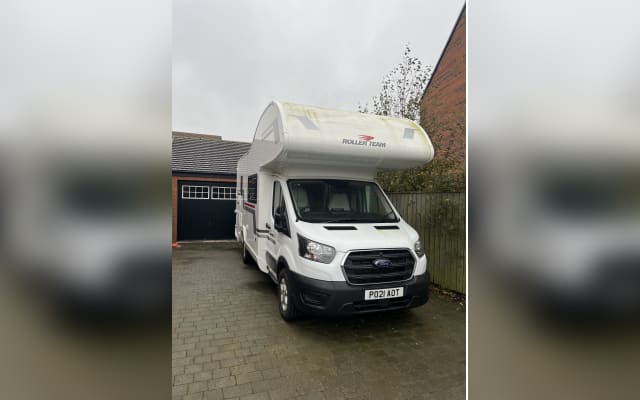 Rental - Coachbuilt motorhome - null - #82183