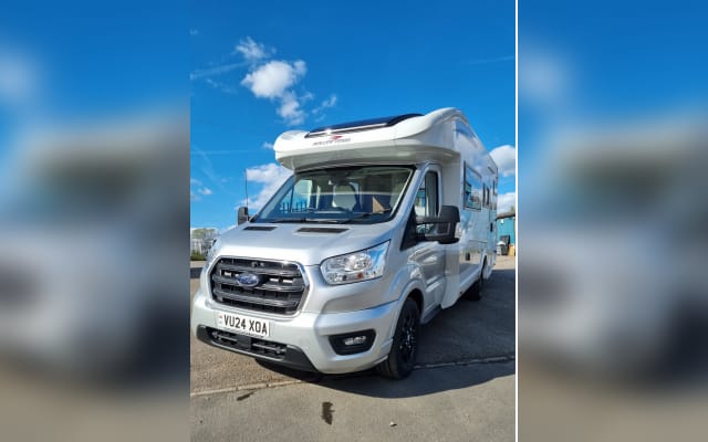 Rental - Low profile motorhome - null - #93848