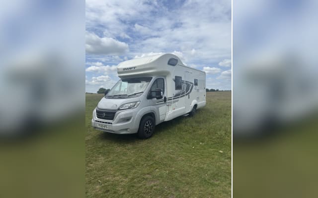 Rental - Coachbuilt motorhome - null - #89772