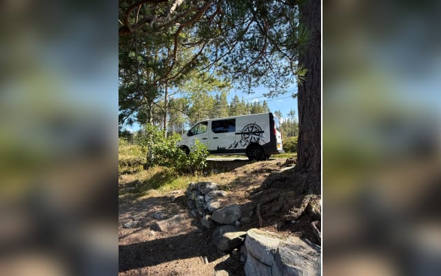 Location - Van - null - #94307