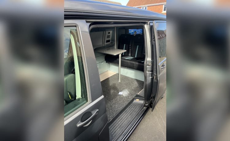 Coop – 4-Bett-Volkswagen-Campervan von 2019