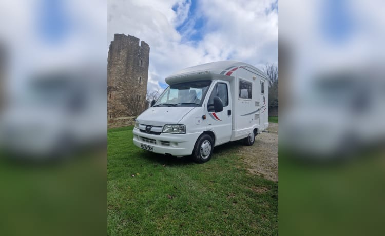 CARYS – 2 berth Peugeot semi-integrated from 2006