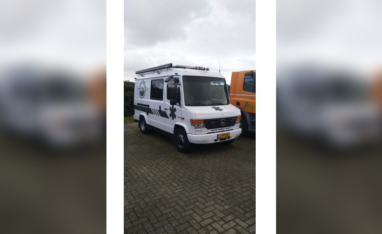 Stoere camperbus voor avonturiers!