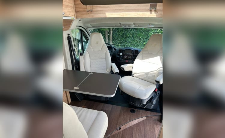 Luxe  HYMER buscamper 