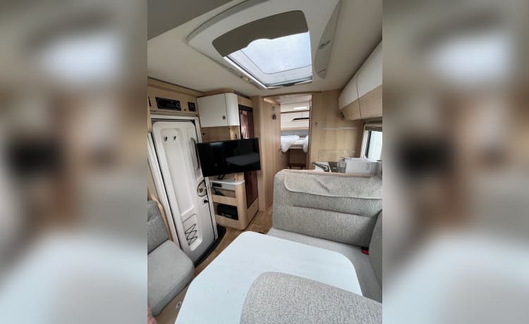 Luxe Mercedes-Benz Hymer automaat