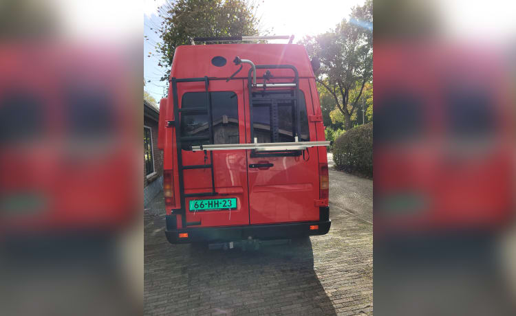 Big Red – Autobus Volkswagen 4p de 1999