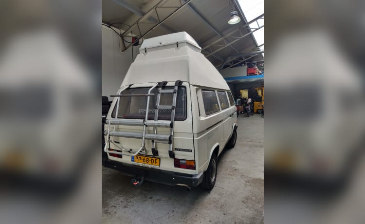 de witte bus – 2p Volkswagen campervan uit 1986