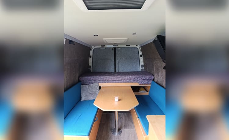 Vanture – 2p Volkswagen Crafter off-grid buscamper 