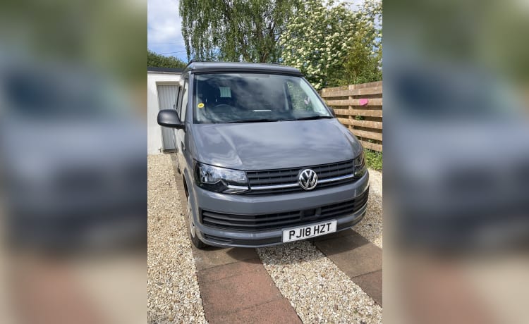 Gandalf – VW T6 Wohnmobil mit 4 Schlafplätzen