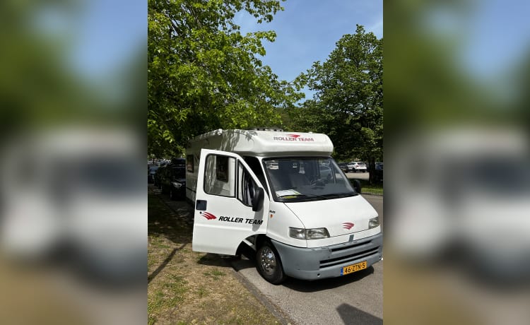 4p Fiat semi-intégré de 2002