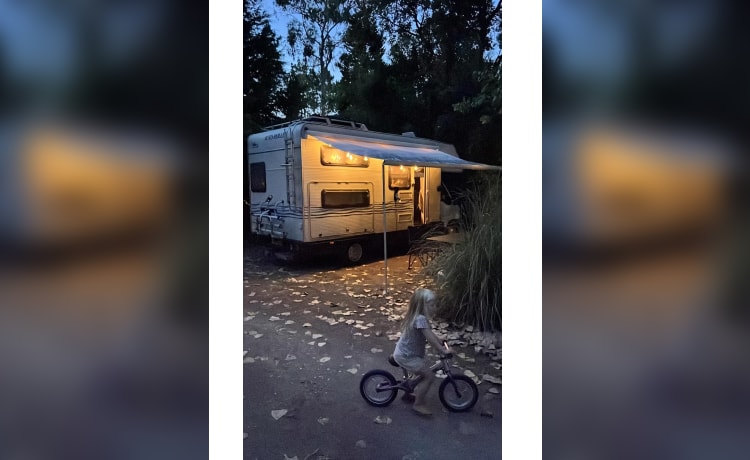 Super cool family camper