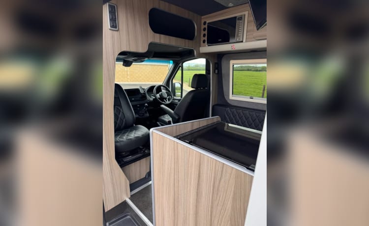 4 berth Mercedes-Benz campervan from 2019