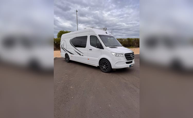 4 berth Mercedes-Benz campervan from 2019