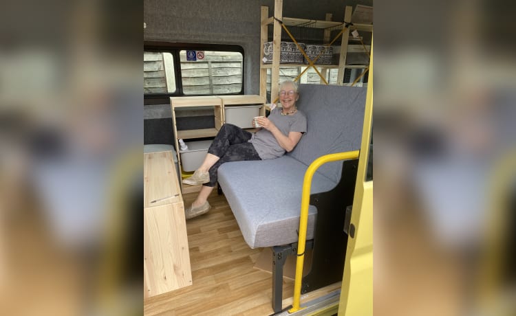 Vincent – a comfy yellow 2 berth Peugeot campervan from 2015