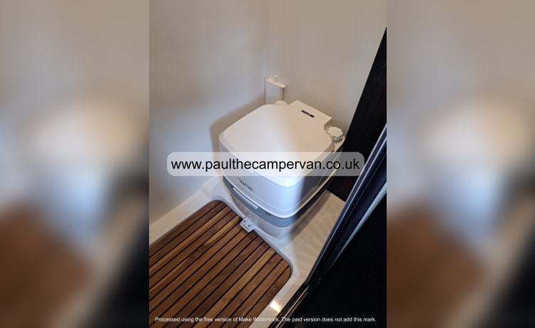 Paul – Camper Mercedes di lusso da 2 1/2 posti letto - Assicurazione inclusa