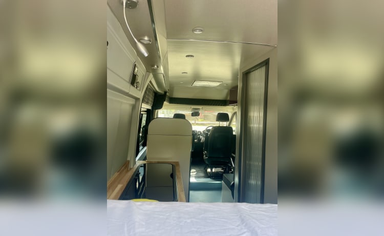 Lainey – 4 berth Campervan