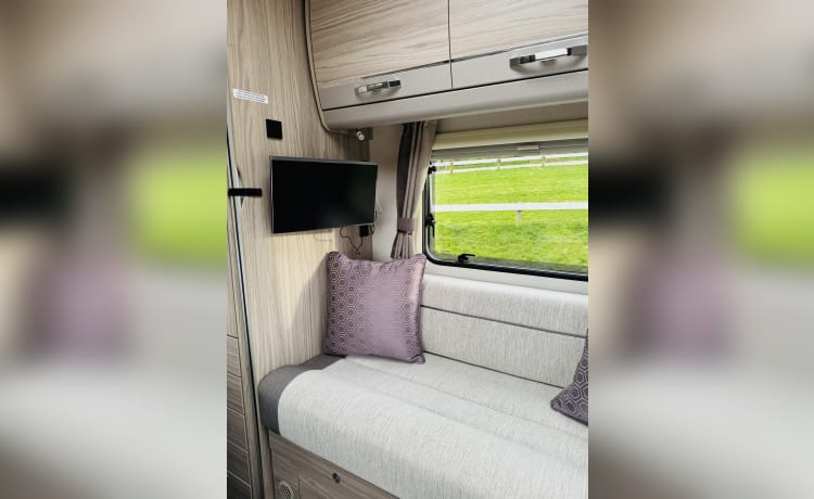 6 berth Peugeot semi-integrated from 2024