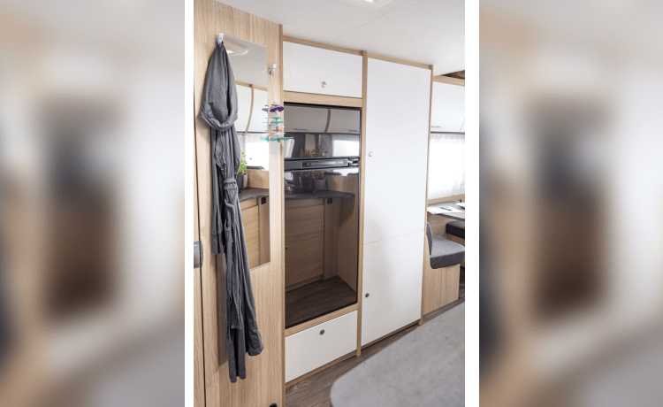 Star-Bey – A72 - 6-Berth Adventures Await!