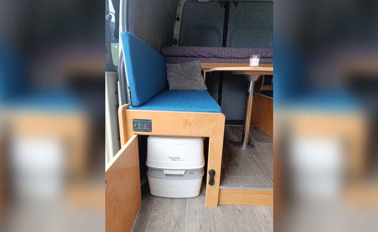 Vanture – 2p Volkswagen Crafter off-grid buscamper 