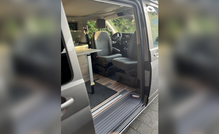 Ocean mit AHK  – VW California Ocean T6.1 