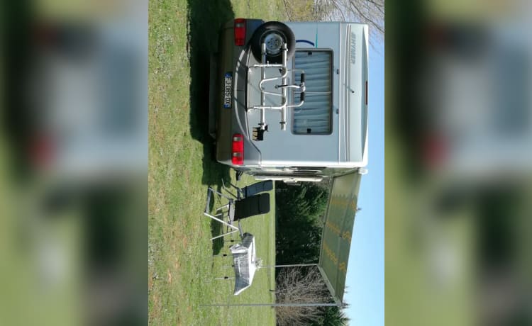 HYMER B 534 INTERGRAL 4 PERSONES