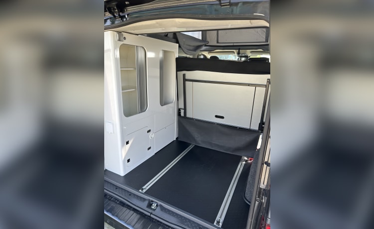 Adria 3 – Nieuwe Adria campervan voor 4