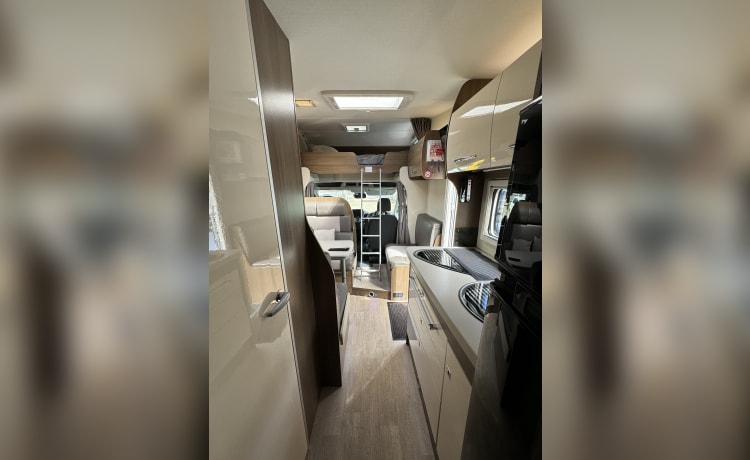 The Adventurer MK2 – 6 posti letto Chausson 626 2016