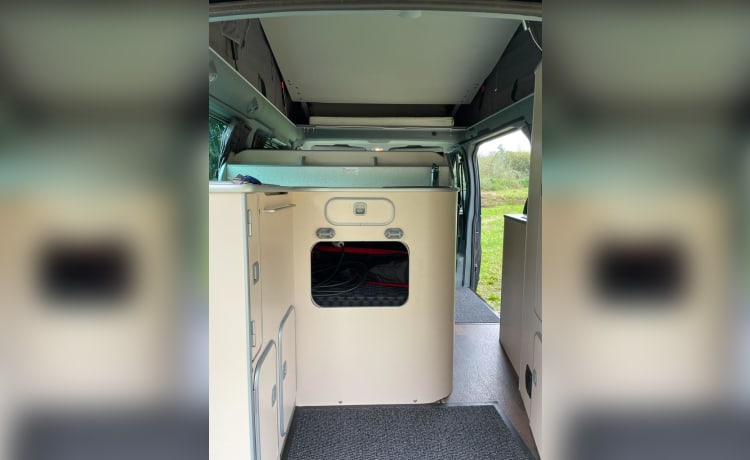 Nugget  – Comfortabele en compacte 5 persoons camperbus Ford Nugget