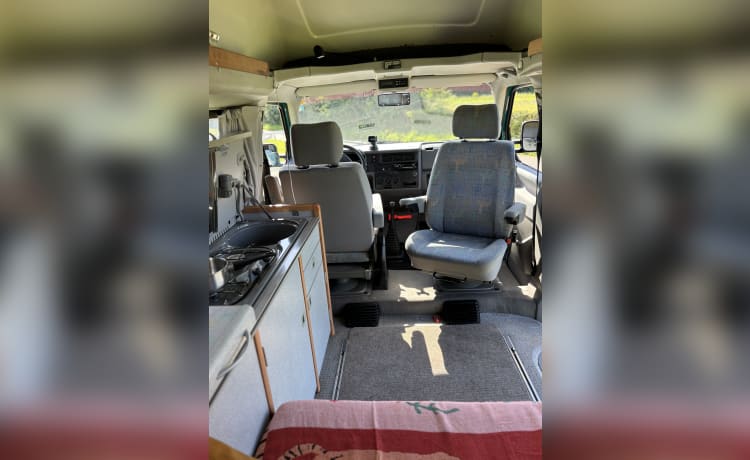 Gus the Bus – Compacte VW Westfalia